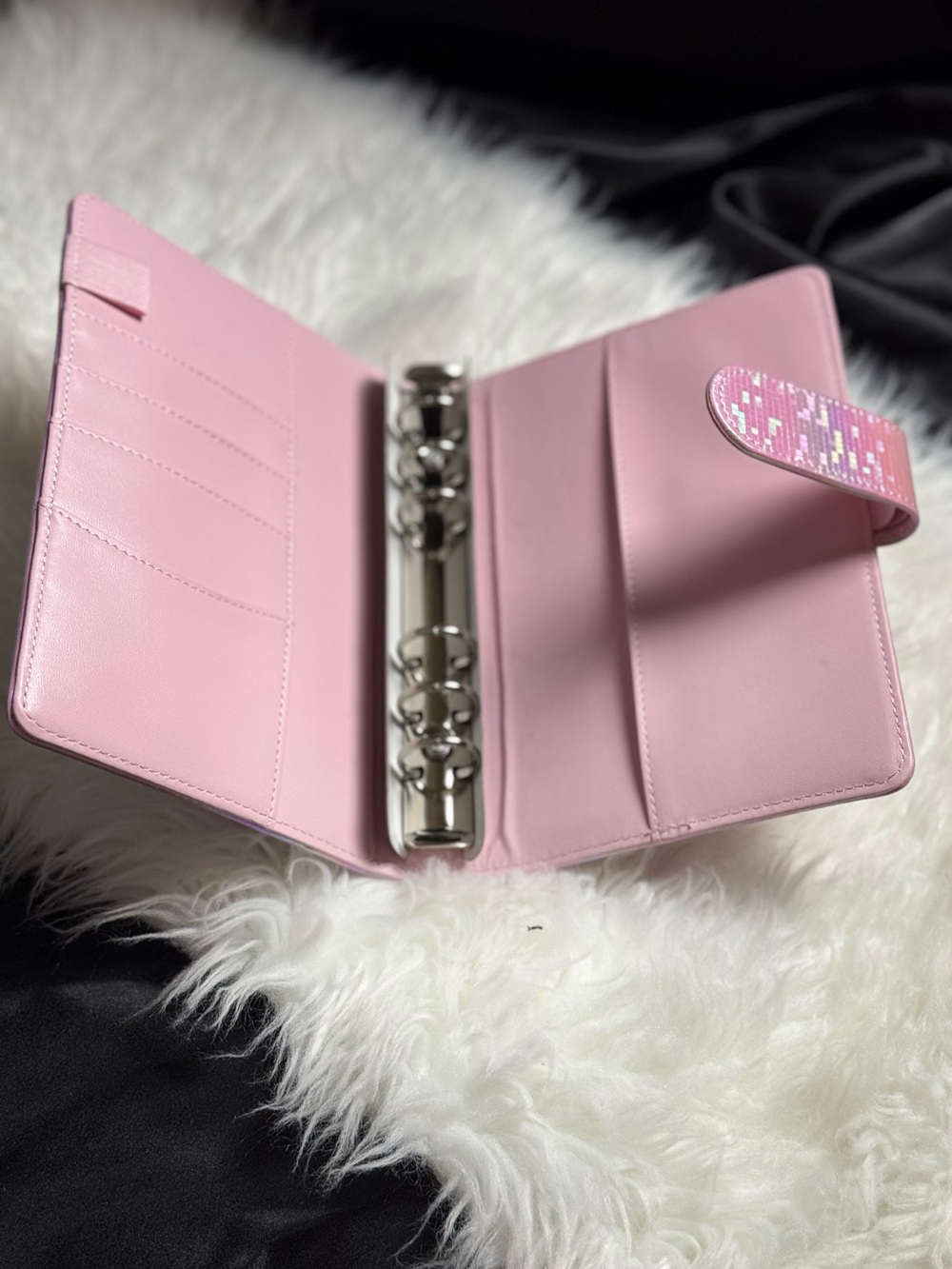 Pink shimmer faux leather binder/ budget binder A6 - Picture 2 of 4